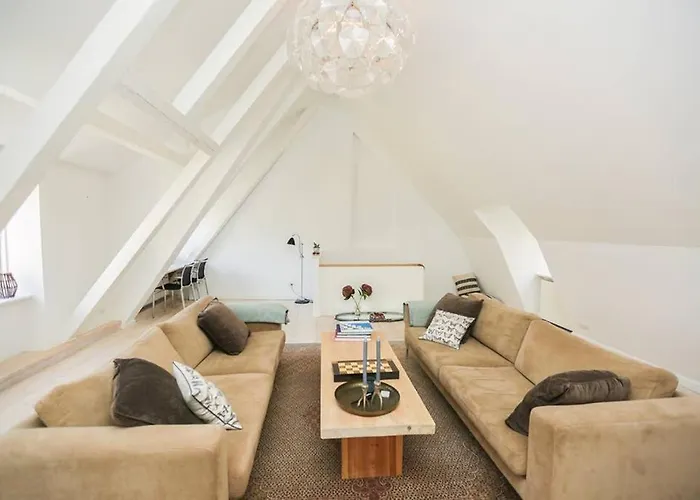 Exclusive And - Private Roof Terrace! Apartment