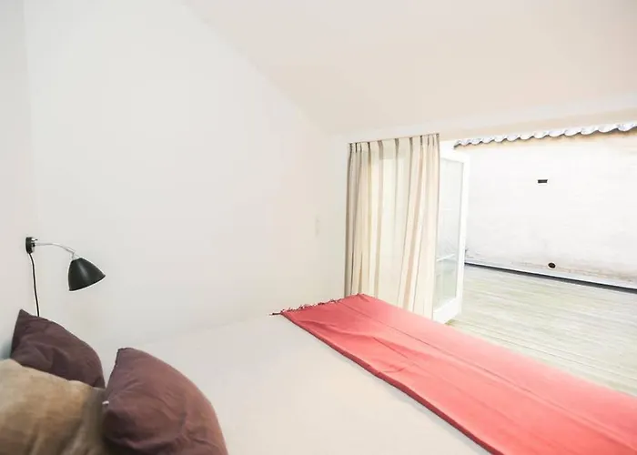 Exclusive And - Private Roof Terrace! Apartment